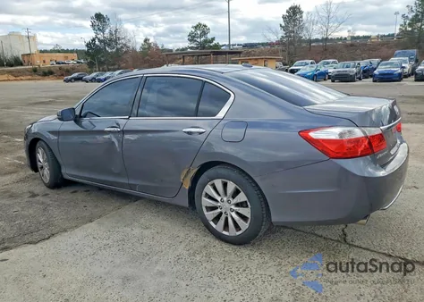 2013 Honda Accord Touring z USA, uszkodzony, nr VIN 1HGCR3F92DA037675